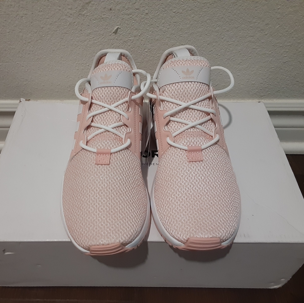 Adidas - Picture 3 of 4